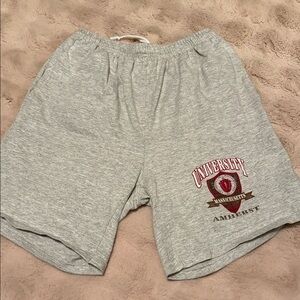 UMASS AMHERST vintage cotton shorts size large